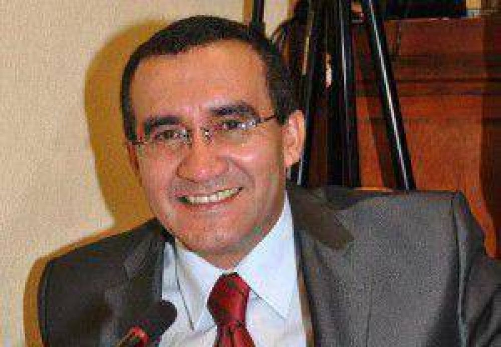 Amarilla critic� el incremento del boleto
