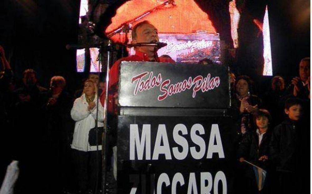 Z�ccaro lanz� la campa�a y pidi� �un triunfo descollante para Massa�