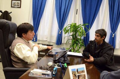 Alex Freyre visit� la Universidad Nacional de Avellaneda