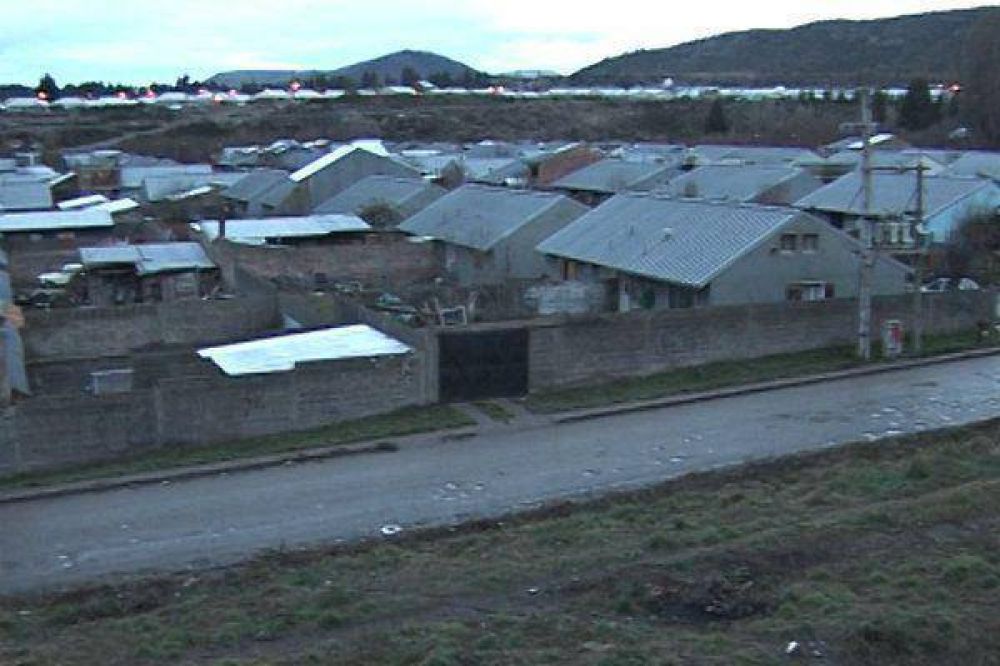  Preocupa la situaci�n del barrio 150 Viviendas