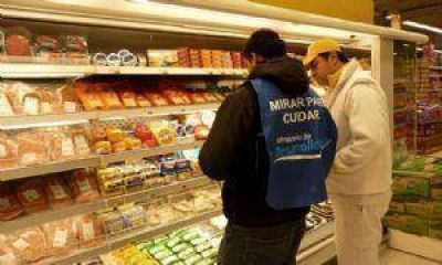 Comprueban faltantes de productos en los s�per
