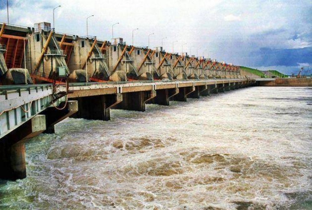 Desde Yacyret� se�alan que el embalse del Paran� est� al l�mite