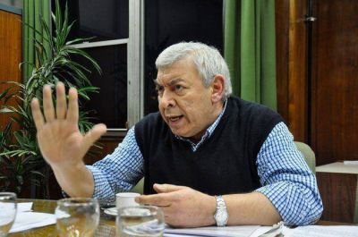 Tavella: �si yo fuera P�rez no me quedaria un d�a m�s en el directorio�