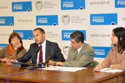 En los tres primeros d�as ya participan de las clases m�s de 3 mil alumnos