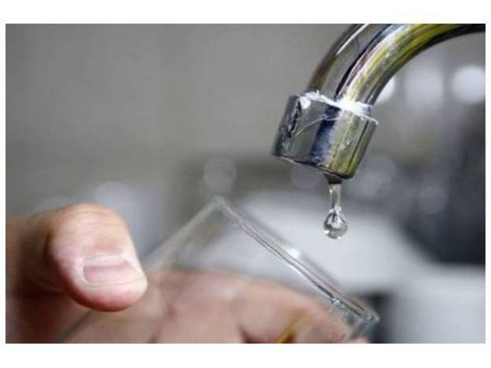 El Enress demora el aumento del 15 por ciento en la tarifa de Aguas