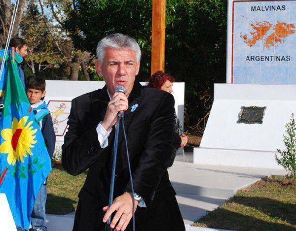 �Larraburu y Breitenstein juegan para el mismo equipo� el de los traidores�