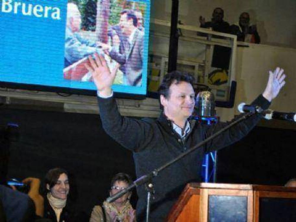 Gabriel Bruera, sobre su candidatura: �Ser concejal de la ciudad es un verdadero orgullo�