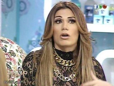 "Estoy cansada de las cosas que se dicen detr�s de c�mara" Flor de la V se puso seria en su programa