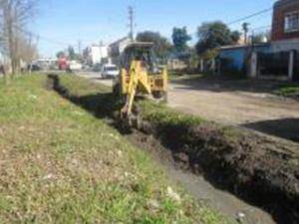Agradecimiento al intendente Cariglino por obra en el Barrio Presidente Per�n