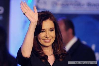 Cristina: "Este proyecto articula ideas, trabajo y gesti�n los 365 d�as del a�o"