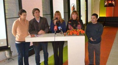 Ayala anunci� la refuncionalizaci�n del Parque �valos