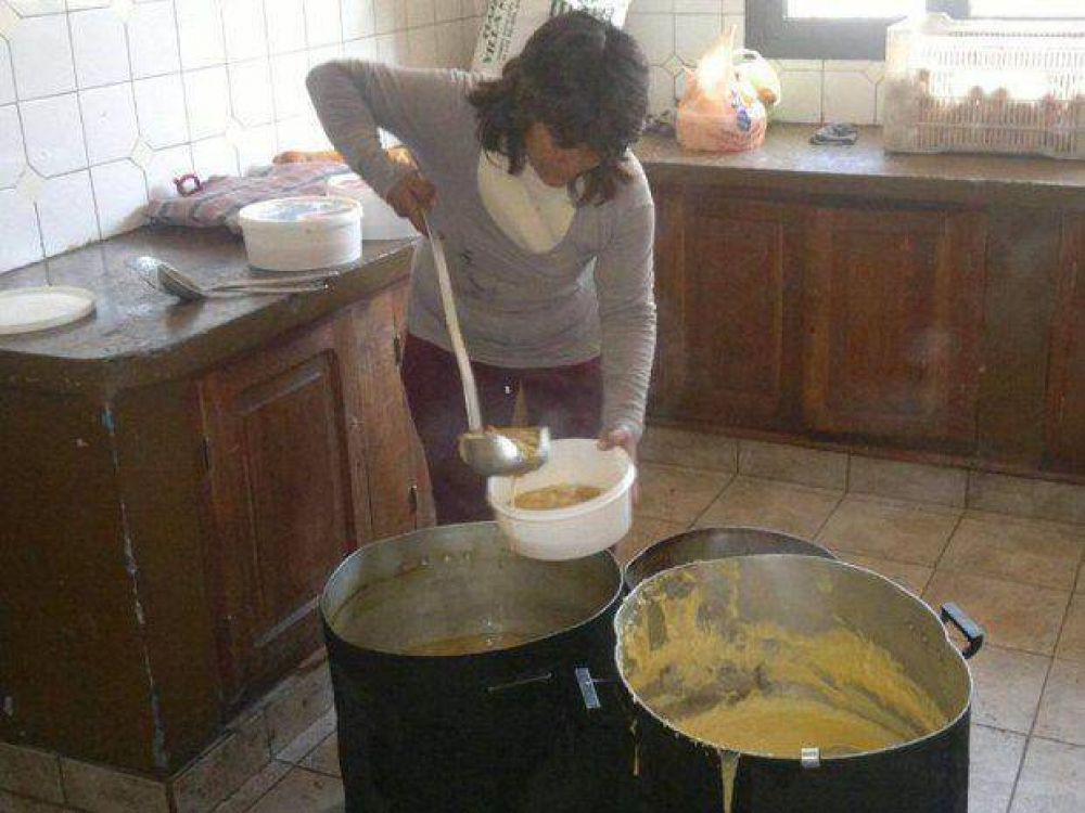 Para el Gobierno un ni�o puede comer con menos de $3