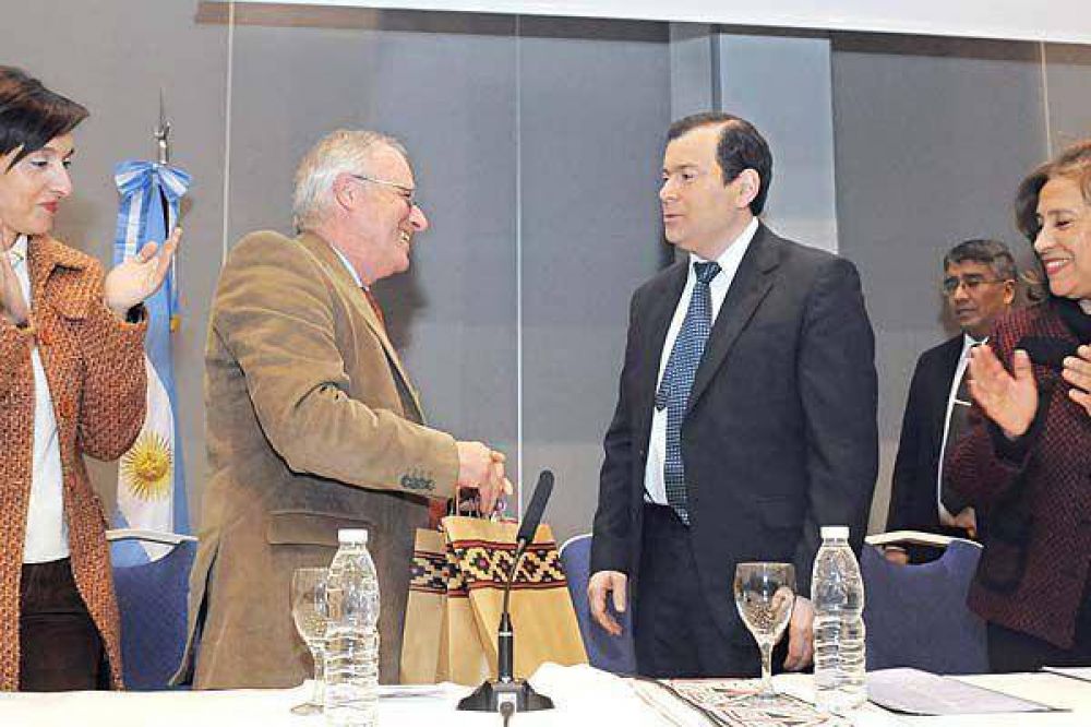 Zamora remarc� el impulso del gobierno al uso de la tecnolog�a para generar desarrollo