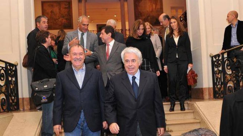 Los partidos encaran la campa�a electoral sin planear actos masivos