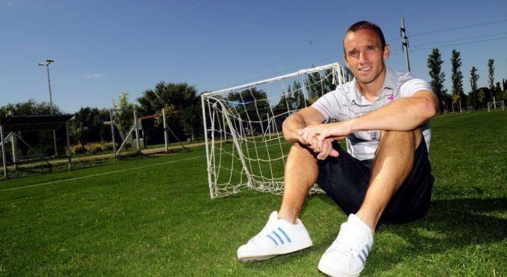 "Zapata no continuar� en Belgrano"