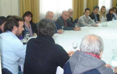 Giri y Scioli delinearon pol�ticas de acci�n con integrantes de la Lista