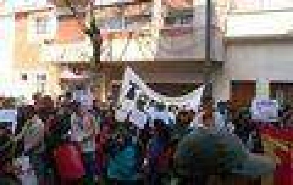MARCHAN A JEFATURA DE GOBIERNO