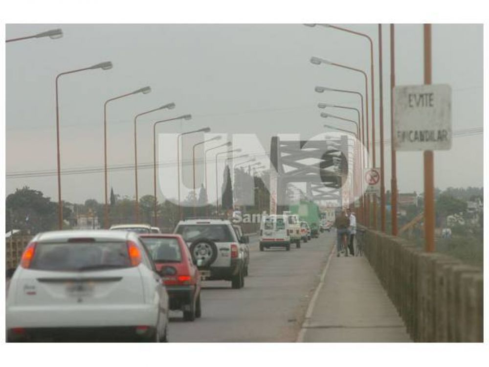 �La obra prioritaria hoy en d�a es el puente Santa Fe-Santo Tom�