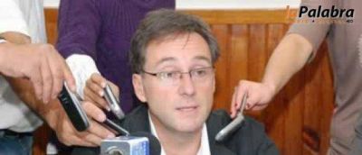 Sergio Thefs nunca dej� de ser funcionario municipal
