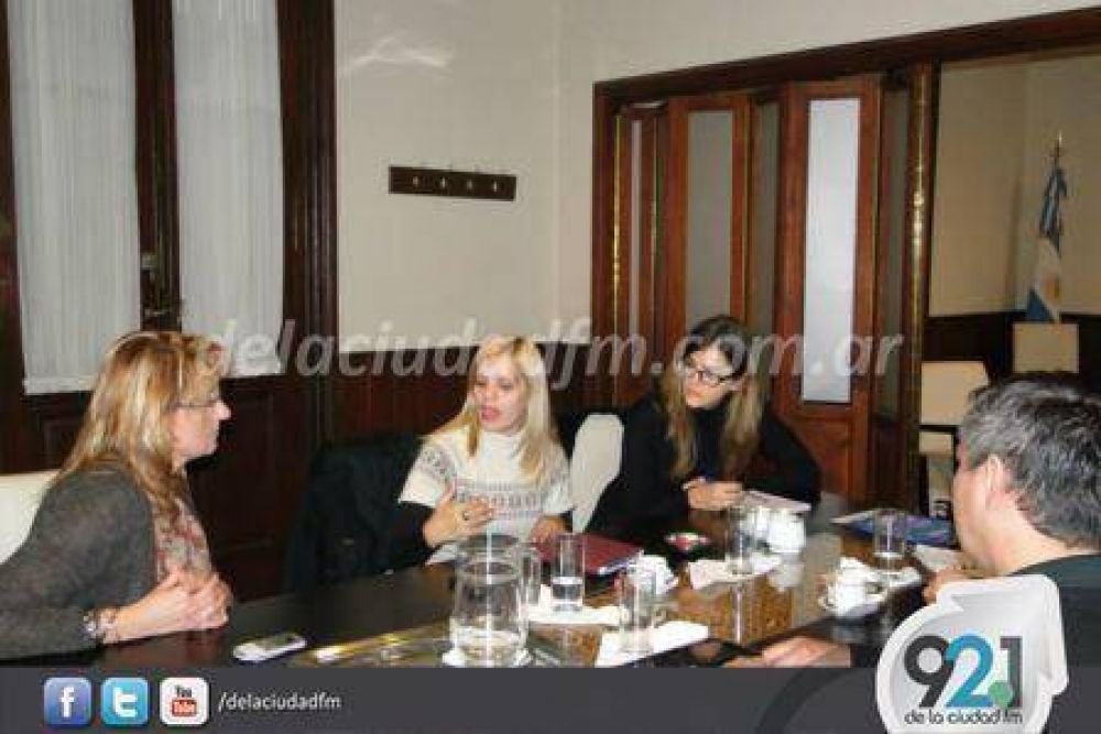 Funcionarios de Desarrollo Social de la Naci�n visitaron Pig��