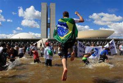 Se complica otra medida de Dilma: la oposici�n pone trabas al plebiscito
