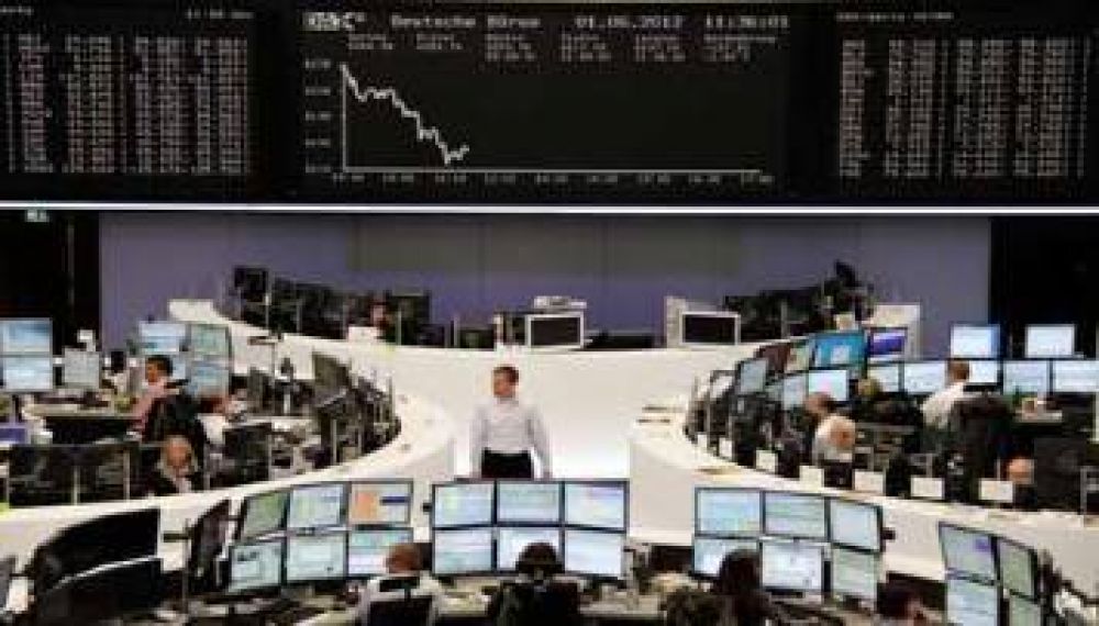 Bolsas europeas caen en medio de una sesi�n con negociaciones moderadas