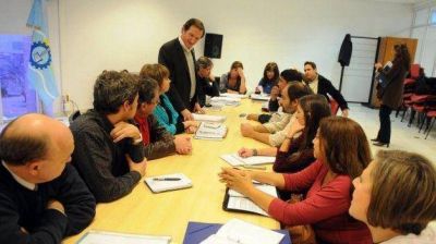 Educaci�n inici� el debate sobre la titularizaci�n de los docentes de nivel secundario