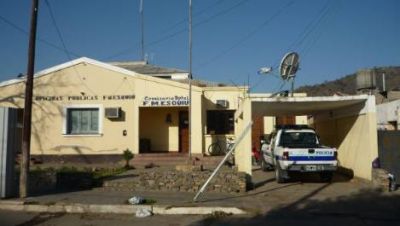 Robaron $37.000 y 1.500 d�lares de una casa de El Hueco