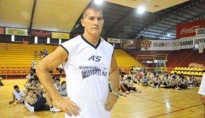 Rub�n Wolkowyski jugar� en Sarmiento