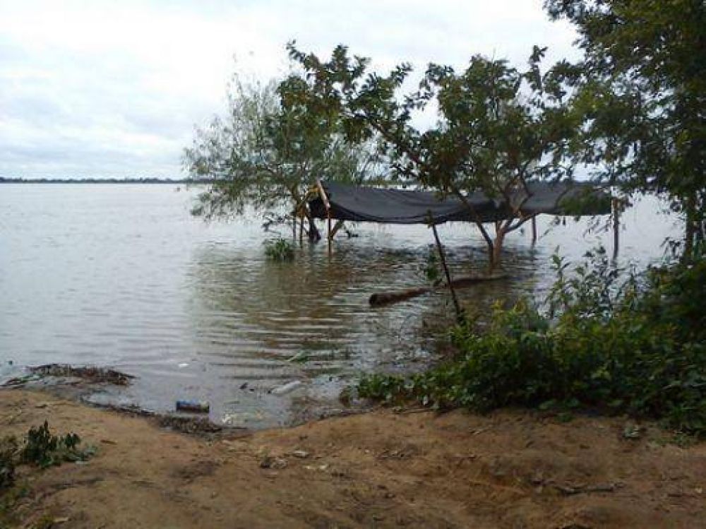 Sube el Paran� y muchos no quieren ser reubicados
