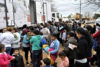 M�s de 500 vecinos en los m�viles sanitarios