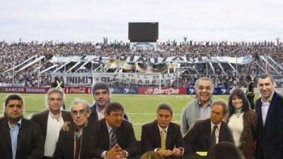 Tras 20 a�os sin oposici�n, el �Decano� vuelve a las urnas