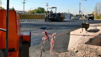 Est�n poniendo a punto la calle Elpidio Gonz�lez