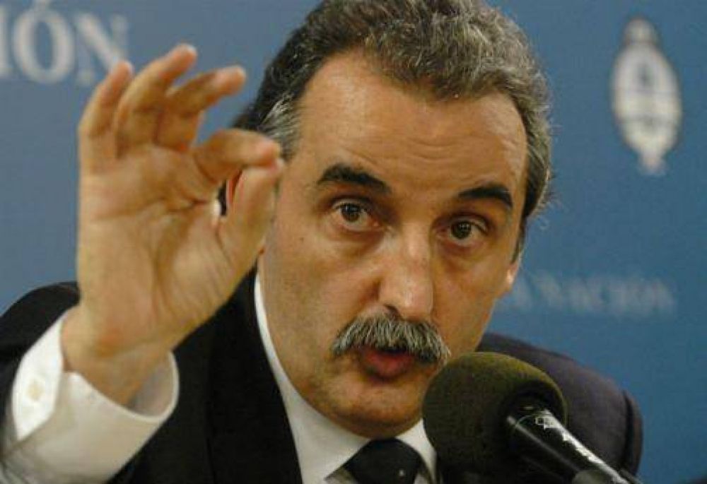 Moreno a un molinero: �Ni en pedo te dejo importar trigo�