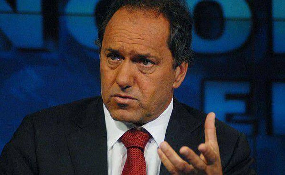 Scioli anunci� la instalaci�n de 10 comisar�as m�viles en Mar del Plata
