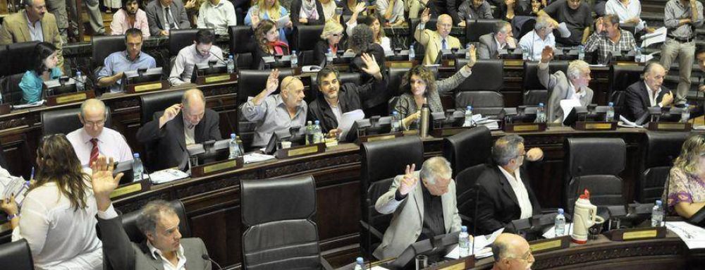 Listado de legisladores que dejan su cargo