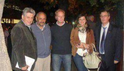 �El peronismo porte�o se prepara para gobernar en 2015″