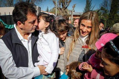 Sergio Massa visit� un comedor comunitario en Rinc�n de Milberg