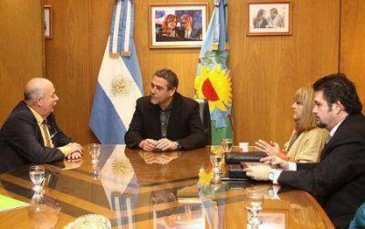 Ferraresi se reuni� con el Director de Cooperaci�n Internacional de la Rep�blica de Venezuela