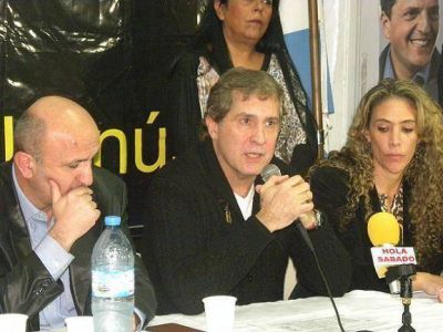 PALLARES OFICIALIZ� LA LISTA DEL FRENTE RENOVADOR EN EL DISTRITO