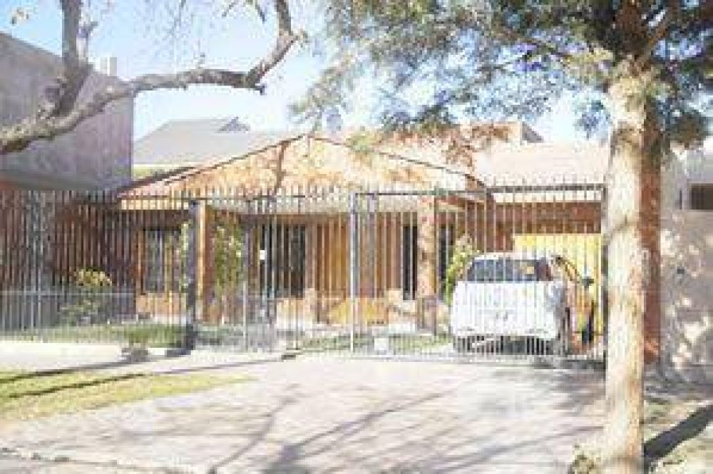  Sujetos armados les llevan 40 mil pesos