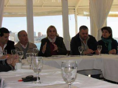La lista radical 223 se reuni� de cara a las primarias de agosto