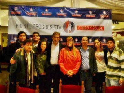 Margarita Stolbizer: �Juan Cocino es un hombre con gesti�n e integridad, y puede representar muy bien a los platenses�