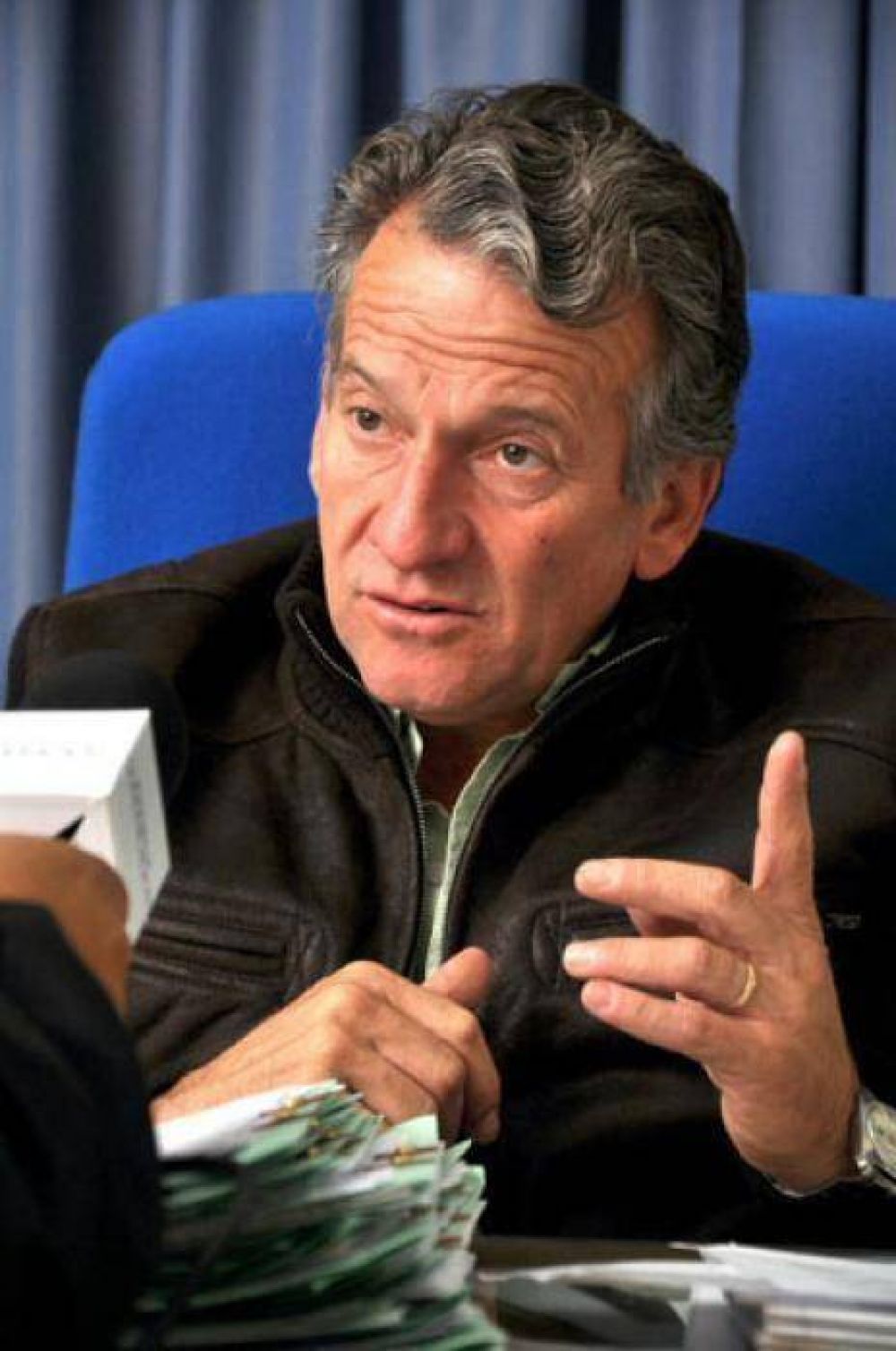 Con un contundente respaldo del Valle, Cimadevilla ser� candidato a senador.