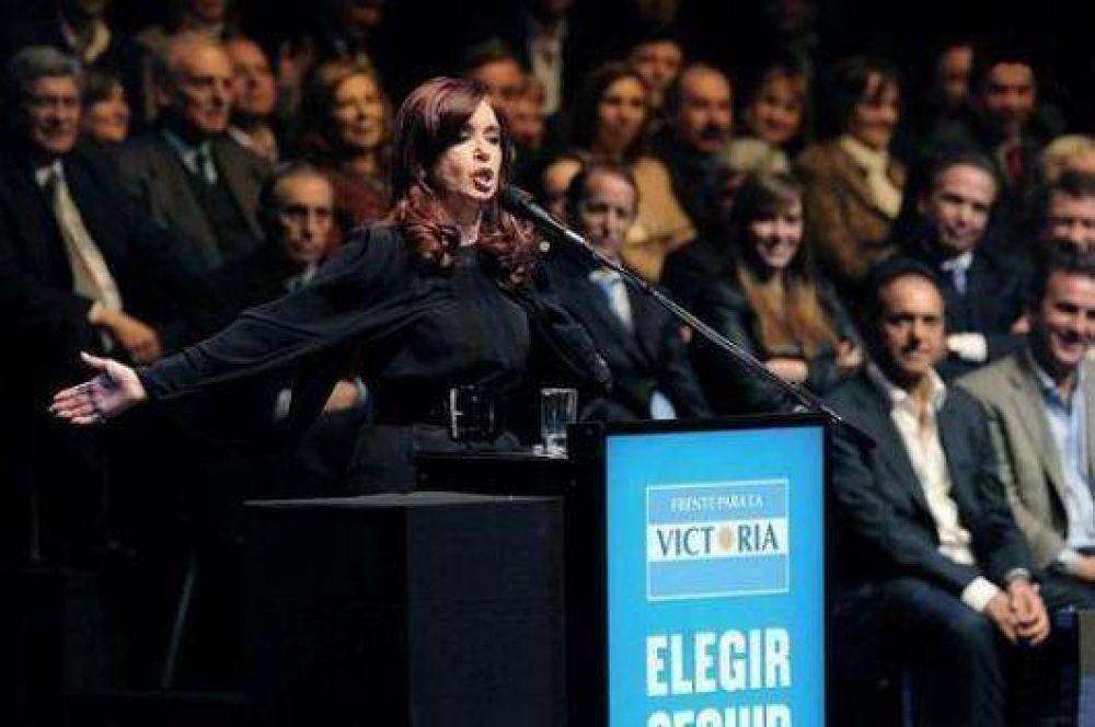 Camau junto a Cristina