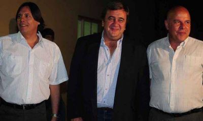 Aumento a municipales: piden ayuda los intendentes del PJ 