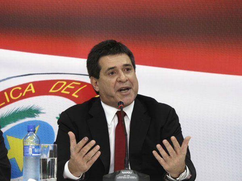 Paraguay: Cartes firma alianza con la oposici�n