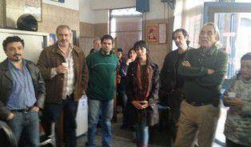 Nueva Izquierda inaugur� local y el martes lanzar� candidatos