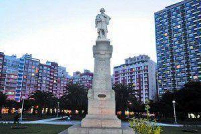 Alambrado de la Plaza Col�n: �Nos parece un acto de prepotencia�