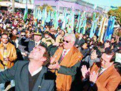 Capit�n Sarmiento celebra su 52� aniversario